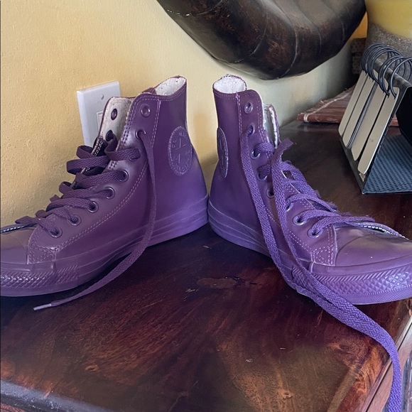 Converse. Flash (ea) $35 - Picture 3 of 11